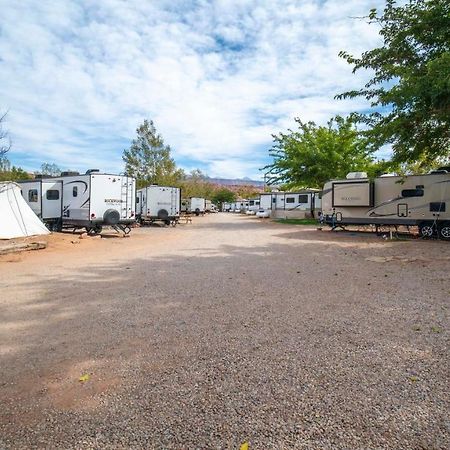 Funstays Glamping Setup Tent In Rv Park #4 Ok-T4 Moab Dış mekan fotoğraf